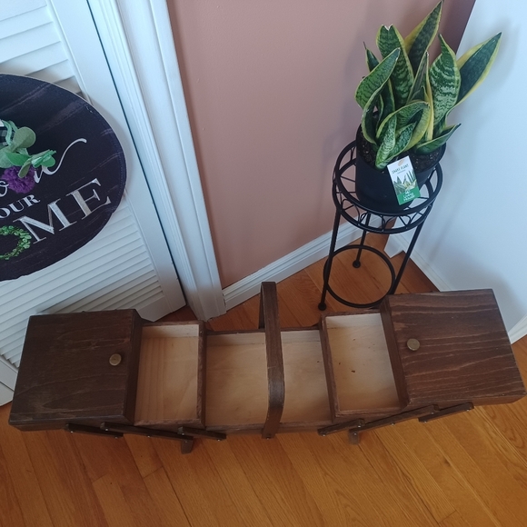 Vintage Accordion Wooden Sewing Box, 3 Tier - Picture 6 of 16